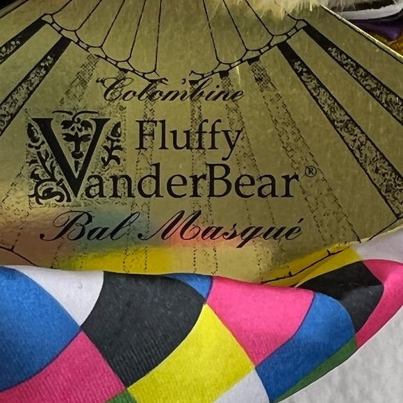 Vintage Fluffy Vanderbear 1991 Bal Masque Colombine Bear nwt - Picture 8 of 8